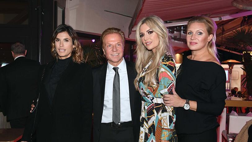 Natürlich schön (v. l.): Elisabetta Canalis, Hans-Ulrich Voigt, Rosanna Davison, Magdalena Brzeska auf der "Skinnovation Night" im H&rsquo;ugo&rsquo;s.