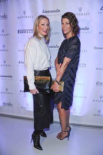 Monika Gruber und Jessica Schwarz