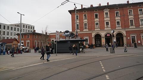 Münchens neuer Kriminalitäts-Hotspot? Der Pasinger Bahnhofsplatz.
