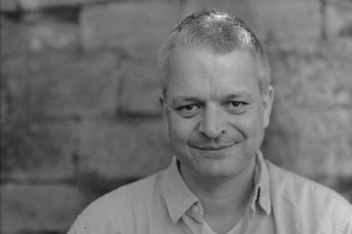 Lyriker, Essayist und preisgekrönter Übersetzer: Ulf Stolterfoht (46).