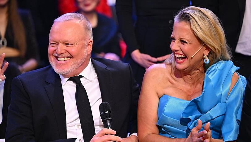 Eine Zusammenarbeit mit Erfolg: Stefan Raab und Barbara Sch&ouml;neberger holten sich einen Fernsehpreis f&uuml;r "Wer wei&szlig; wie wann was war?" ab.