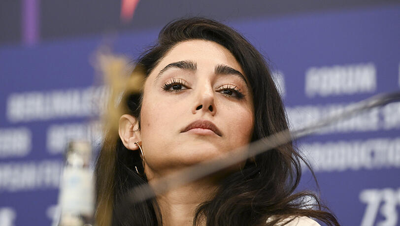 Die iranische Schauspielerin Golshifteh Farahani wurde 1983 in Teheran geboren. Sie spielte seither in rund drei Dutzend internationalen Filmen, in Hollywood-Produktionen wie „Pirates of the Caribbean: Salazars Rache“ (Regie Joachim Ronning, Espen Sandberg) wie auch in Arthousefilmen wie „Lolita lesen in Teheran“, der Anfang Dezember in die Kinos kommt.