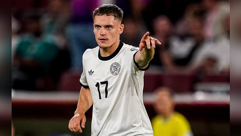 Sorgte mit seinem sehenswerten Freistoßtreffer für die endgültige Erlösung: Florian Wirtz.