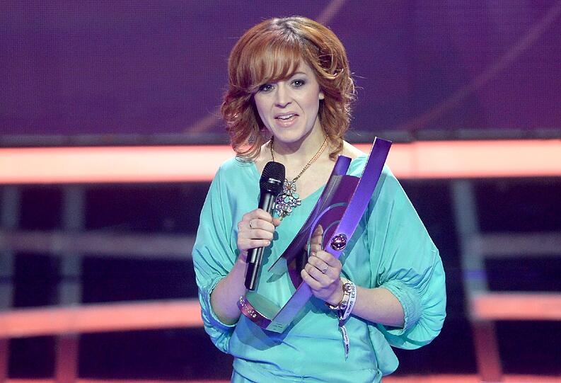 US-Violinistin Lindsey Stirling freut sich über die Auszeichnung in der Kategorie "Cossover National/International".