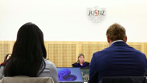 Die Verteidiger der Chirurgen bestreiten den Vorwurf.