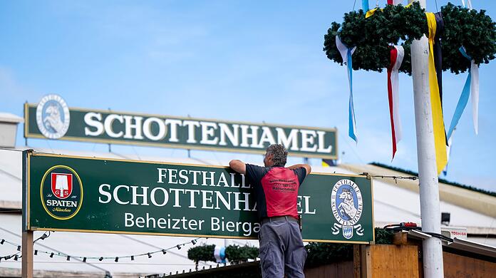 Im Schottenhamel zapft der Oberbürgermeister am Samstag das erste Fass an. Im Schottenhamel zapft der Oberbürgermeister am Samstag das erste Fass an.