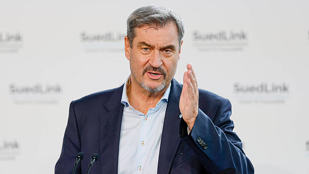 Für CSU-Chef Markus Söder ist Bayerns Verfassungsviertelstunde ein Zeichen gegen Feinde der Demokratie.