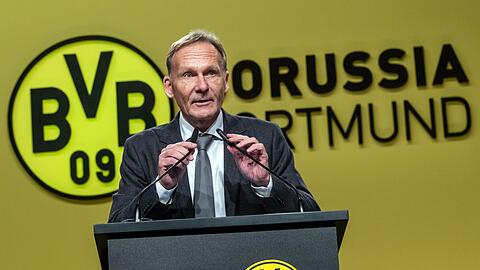 Hans-Joachim Watzke spricht.
