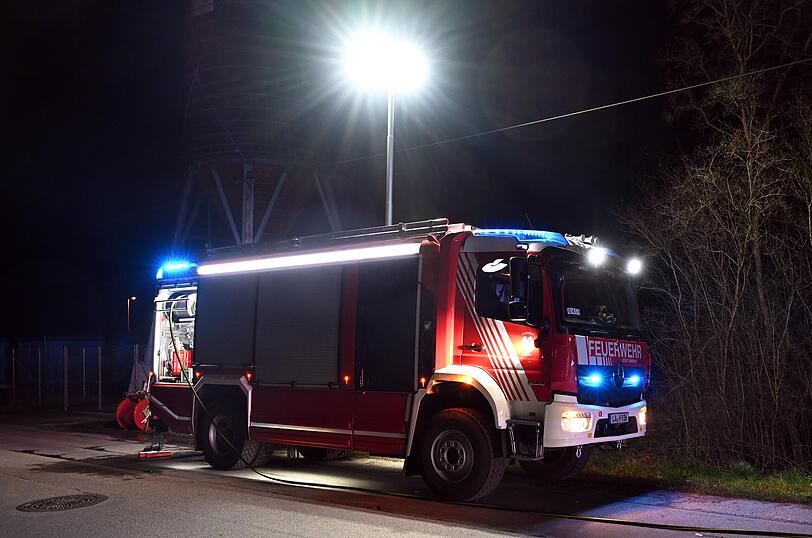 Schwer verletzt: Vermutlich aufgrund überhöhter Geschwindigkeit verlor der 19-Jährige in einer Kurve die Kontrolle über sein Fahrzeug.