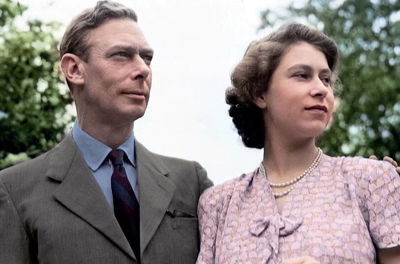 Mit der Abdankung seines Bruders wurde George VI. zum K&ouml;nig und Elizabeth zur Kronprinzessin.