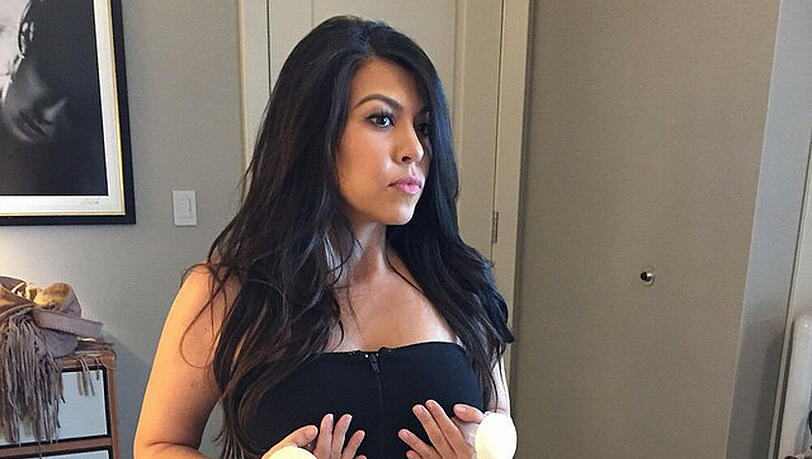 Kourtney Kardashian beim Milchabpumpen Kourtney Kardashian beim Milchabpumpen