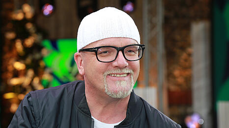 Beliebt, erfolgreich und viel unterwegs: DJ &Ouml;tzi braucht manchmal aber auch eine Auszeit.