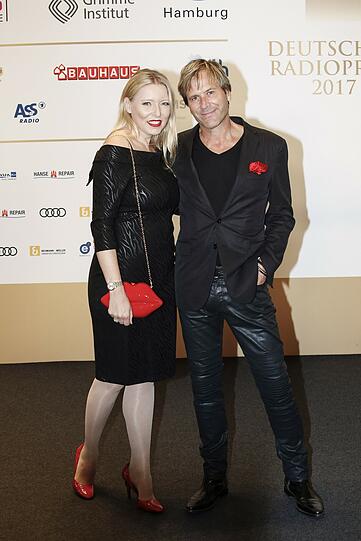 Steve Norman und seine Freundin Sabrina Winter