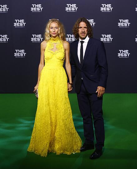 Barcas Abwehr-Ikone Carlos Puyol mit Vanessa Lorenzo