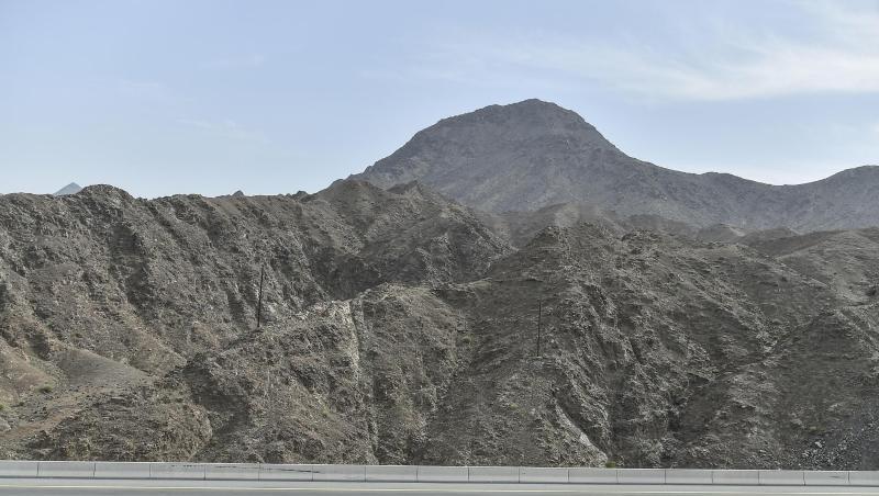 Die UAE Tour der Radprofis wurde nach fünf Etappen abgesagt. Die UAE Tour der Radprofis wurde nach fünf Etappen abgesagt.