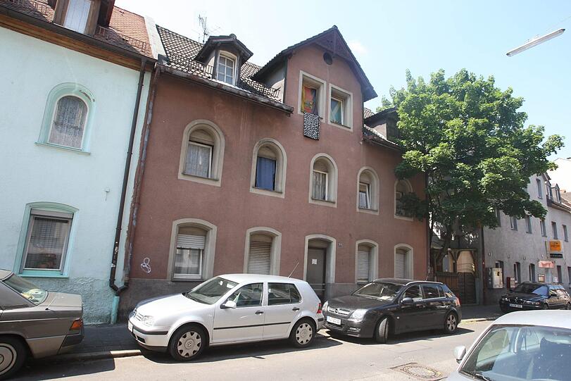 Eine von Nürnbergs Gammel-Pensionen, in der Gostenhofer Austraße