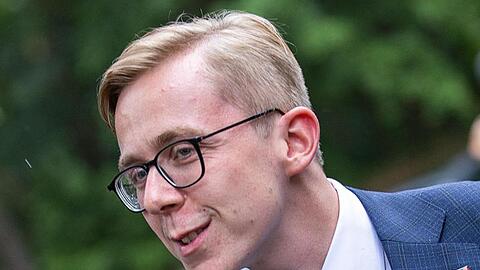 Philipp Amthor kommt zur Sitzung des CDU-Landesvorstands in Güstrow.