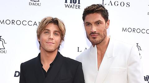 Schauspieler Lukas Gage (links) und Stylist Chris Appleton hatten sich erst im April das Ja-Wort gegeben. Nun stehen sie vor den Trümmern ihrer Ehe.