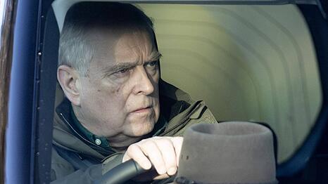 Andrew Mountbatten-Windsor ist nach Sandringham gezogen.