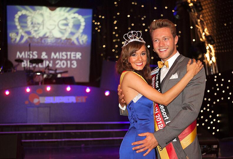 Die Sieger der Wahl zu "Miss und Mister Berlin 2013", Sandra Wuttke und Jörn Kamphuis