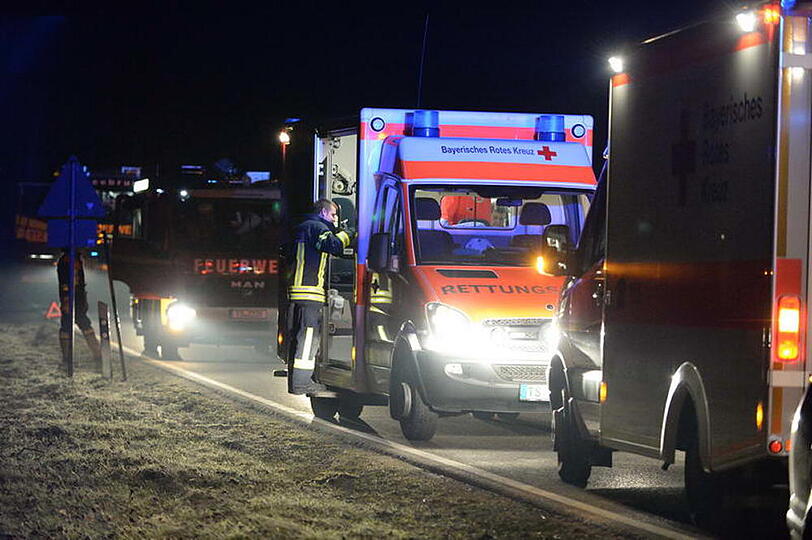 Unfall in der Gemeinde Egerer: Der Fahrer wurde bei dem Crash schwer verletzt. Die Bilder vom Unfallort.