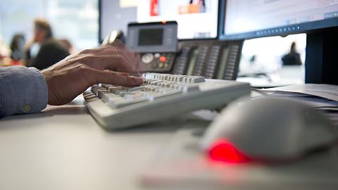 Fast jeder vierte B&uuml;roarbeiter in Deutschland ist einer Umfrage zufolge unzufrieden mit seinem Job.