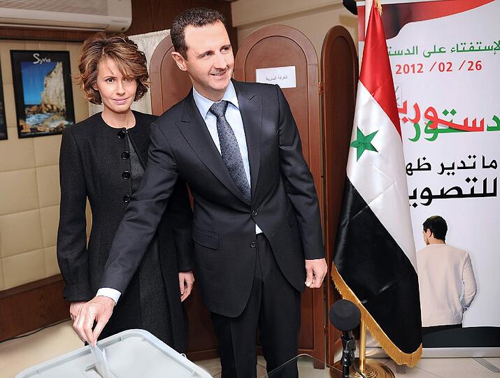 Sie shoppt bei Amazon, er bei iTunes: Asma und Baschir al-Assad, das Herrscherpaar von Syrien.