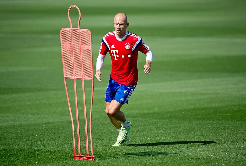 Arjen Robben zurück im Trainingslager des FC Bayern in Doha