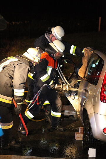 Crash auf der B 12 bei Reichertsheim