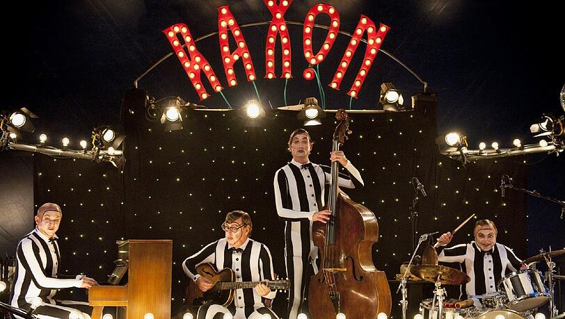 Ulrich Tukur (li.) mit Band im aktuellen HR-"Tatort" "Schwindelfrei" Ulrich Tukur (li.) mit Band im aktuellen HR-"Tatort" "Schwindelfrei"