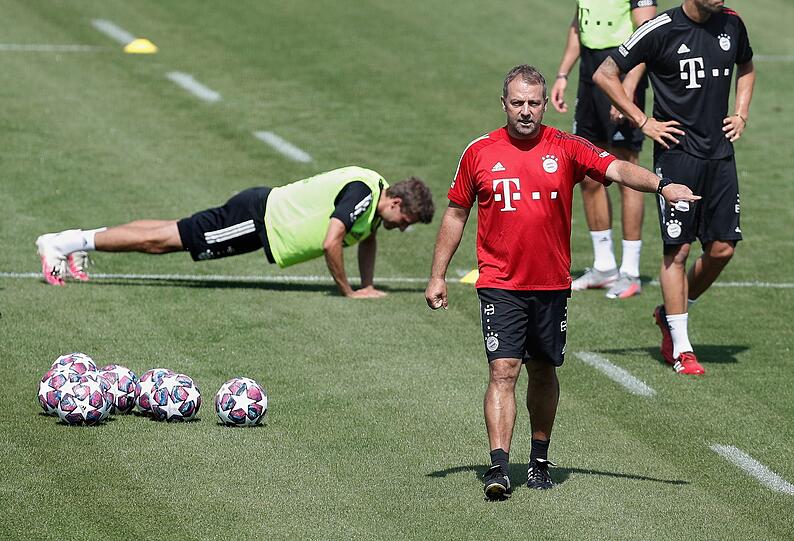 Die heiße Phase beginnt: Trainer Hansi Flick bereitet den FC Bayern auf das Champions-League-Turnier vor.