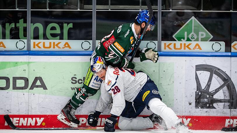Augsburg obenauf: Die Panther siegen nach Verlängerung mit 2:1 gegen den EHC München um Nationalstürmer Frank Mauer.