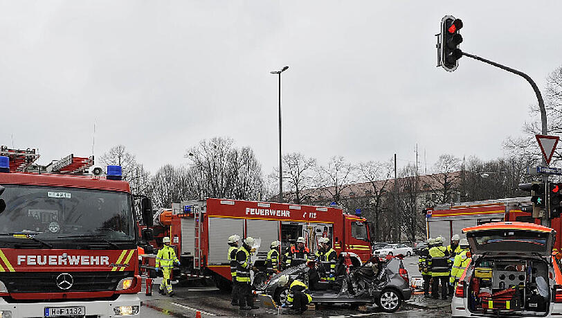 Die Bilder vom Unfallort. Die Bilder vom Unfallort.