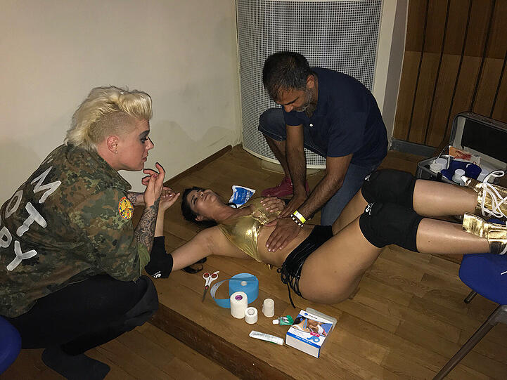 Frauen-Wrestling: Micaela Schäfer verletzte sich beim Kampf gegen Alpha Female