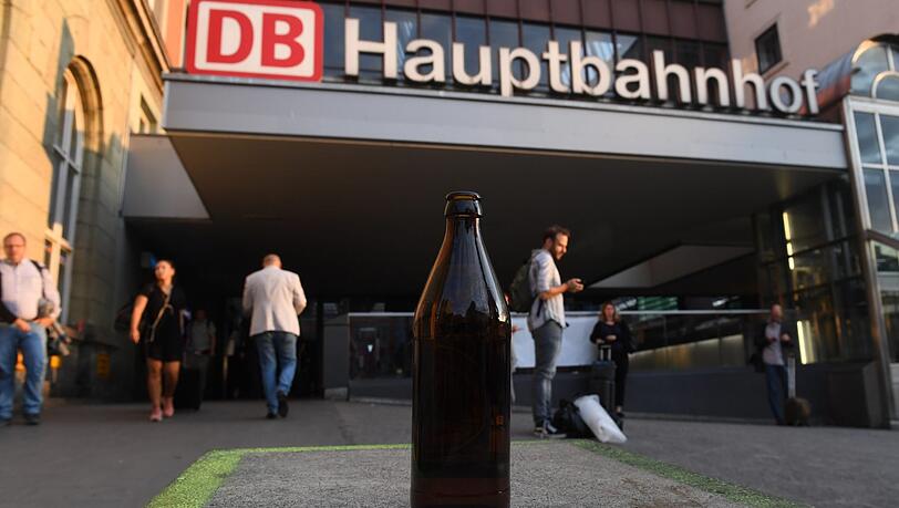 Das Alkoholverbot am Münchner Hauptbahnhof gilt vorerst bis 2021. Das Alkoholverbot am Münchner Hauptbahnhof gilt vorerst bis 2021.