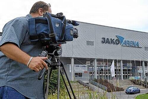Hier regiert der Insolvenzverwalter: Die Zukunft der Bamberger JAKO Arena ist mehr als unsicher.