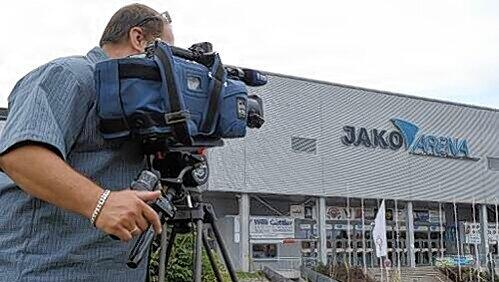 Hier regiert der Insolvenzverwalter: Die Zukunft der Bamberger JAKO Arena ist mehr als unsicher. Hier regiert der Insolvenzverwalter: Die Zukunft der Bamberger JAKO Arena ist mehr als unsicher.