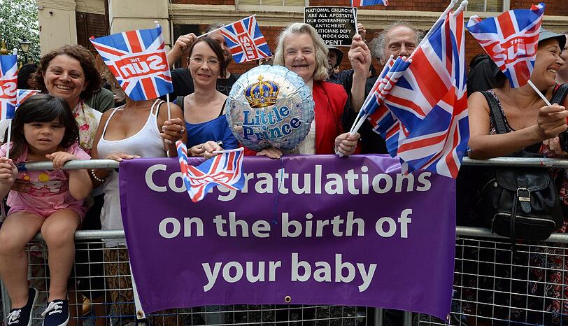 So feiert London den kleinen Prinzen: Aktuelle Bilder zum Durchklicken.
