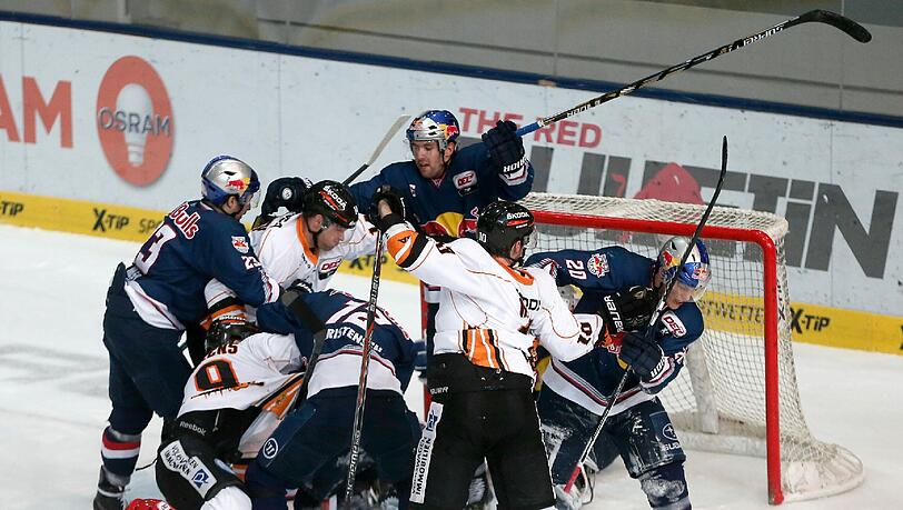 Wolfsburg ist der Gegner des EHC Red Bull München. Wolfsburg ist der Gegner des EHC Red Bull München.
