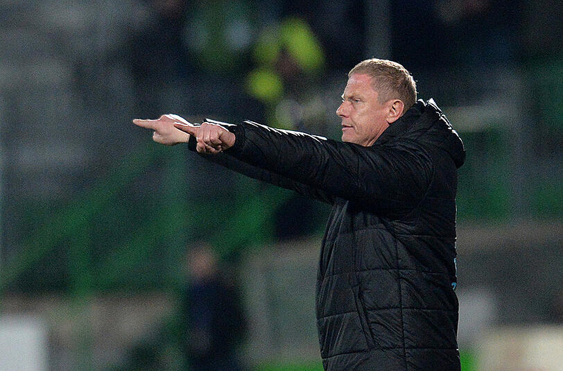 Fordert eine bessere Kommunikation von seinen Spielern ein: Löwen-Trainer Torsten Fröhling.