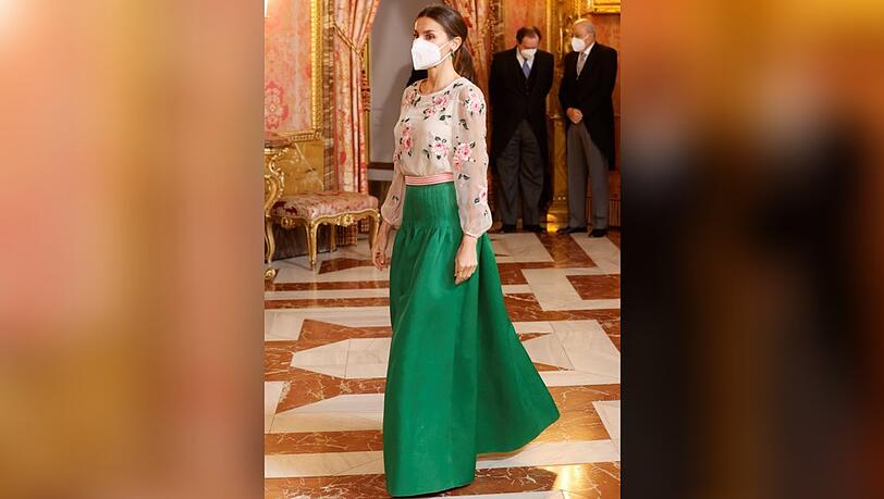Königin Letizia im recycelten Valentino-Kleid ihrer Schwiegermutter.