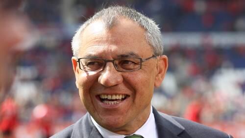 Hatte gut lachen: Felix Magath gewann mit Wolfsburg 5:0 in Hannover. Hatte gut lachen: Felix Magath gewann mit Wolfsburg 5:0 in Hannover.