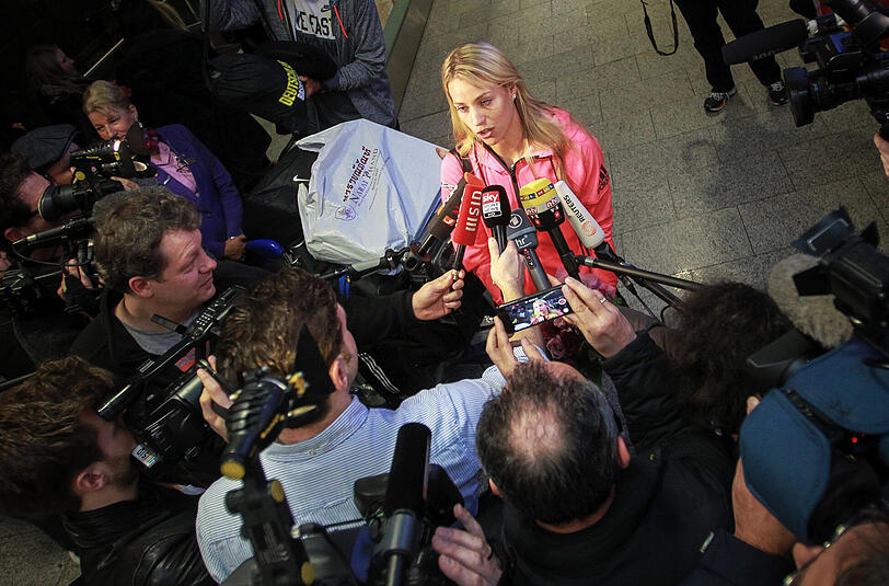 Grand-Slam-Siegerin Angelique Kerber ist wieder in Deutschland. Die Bilder ihrer Ankunft in Frankfurt/Main.