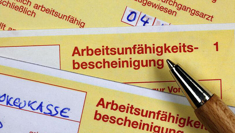 Unter den zwölf Top-Diagnosen, die für die meisten Fehlzeiten ursächlich sind, sind die Hälfte psychische Diagnosen. Unter den zwölf Top-Diagnosen, die für die meisten Fehlzeiten ursächlich sind, sind die Hälfte psychische Diagnosen.