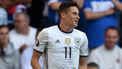 Julian Draxler freut sich auf seinen Nachwuchs.