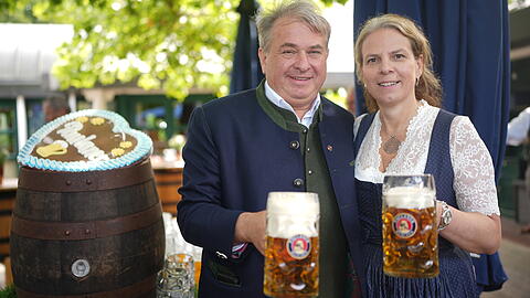 D&uuml;rfen heuer den Schritt auf die gro&szlig;e Wiesn wagen: Lorenz und Christine Stiftl.