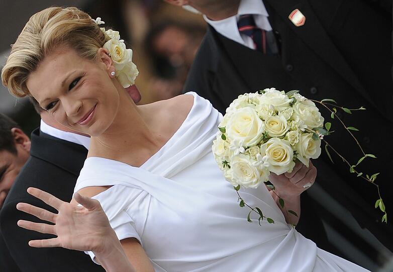 Die schönsten Bilder von der Hochzeit des Ski-Stars.
