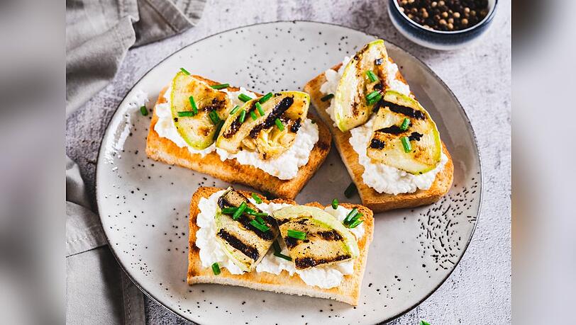 Mit dieser Bruschetta entsteht Sommer-Feeling in der Küche.