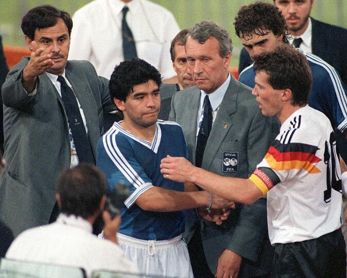 Zweimal war er bei einer Weltmeisterschaft zweiter (1982 und 1986), bevor er 1990 Maradonna und seine Argentinier bezwingen konnte.