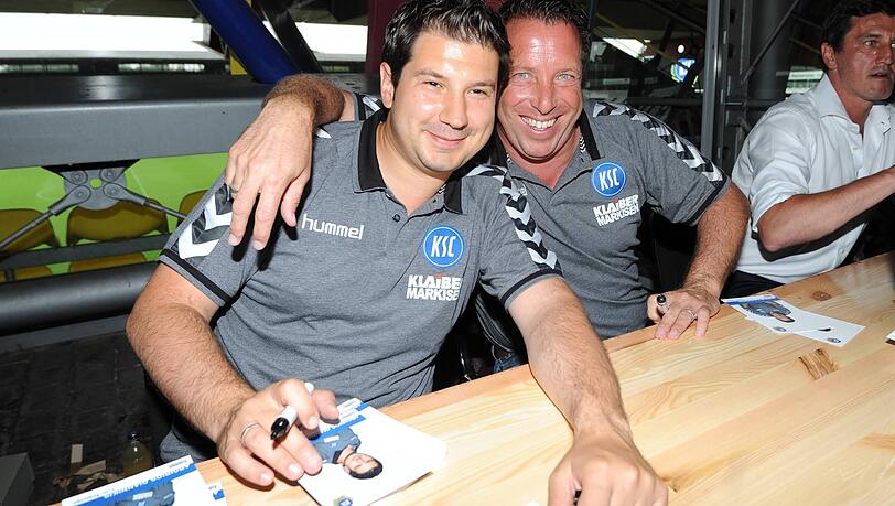 Co-Trainer Argirios Agi Giannikis und  Trainer Markus Kauczinski.